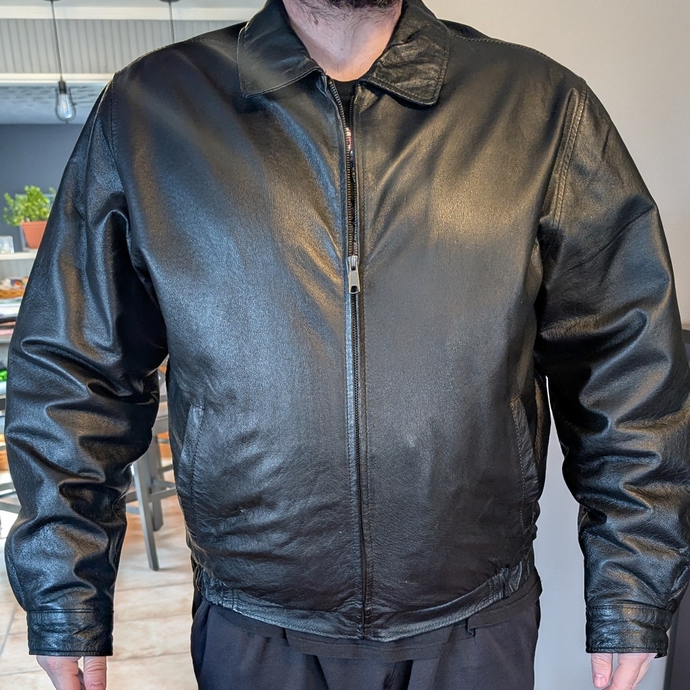 Men's Black Leather Zip-Front Bomber Jacket